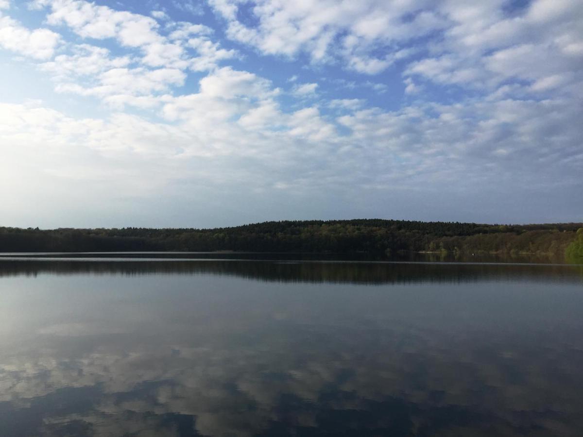 Ferienwohnungen Direkt Am See Bei Den Kaiserbaedern Heringsdorf  Exterior photo